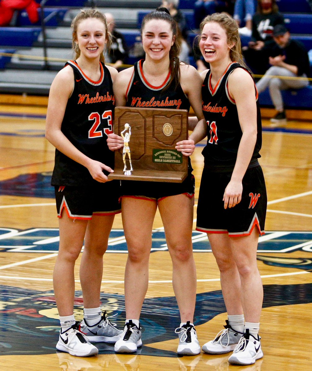 SOSAOhio's tweet photo. Take a look at 📸 from @burgladypirates' season finale, an Elite 8 appearance against Berlin Hiland on Saturday.

FULL GALLERY: https://t.co/f39zphBcHf https://t.co/es4gnBMPOo