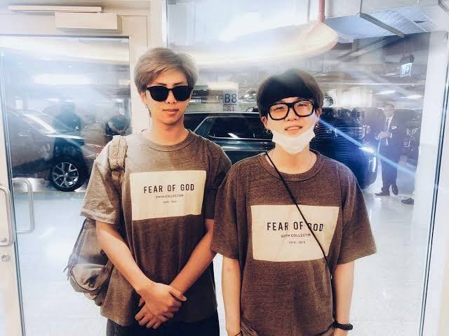 jeonxvrse's tweet photo. namgi kings of matching 🥺 https://t.co/pMnjhRhOtJ