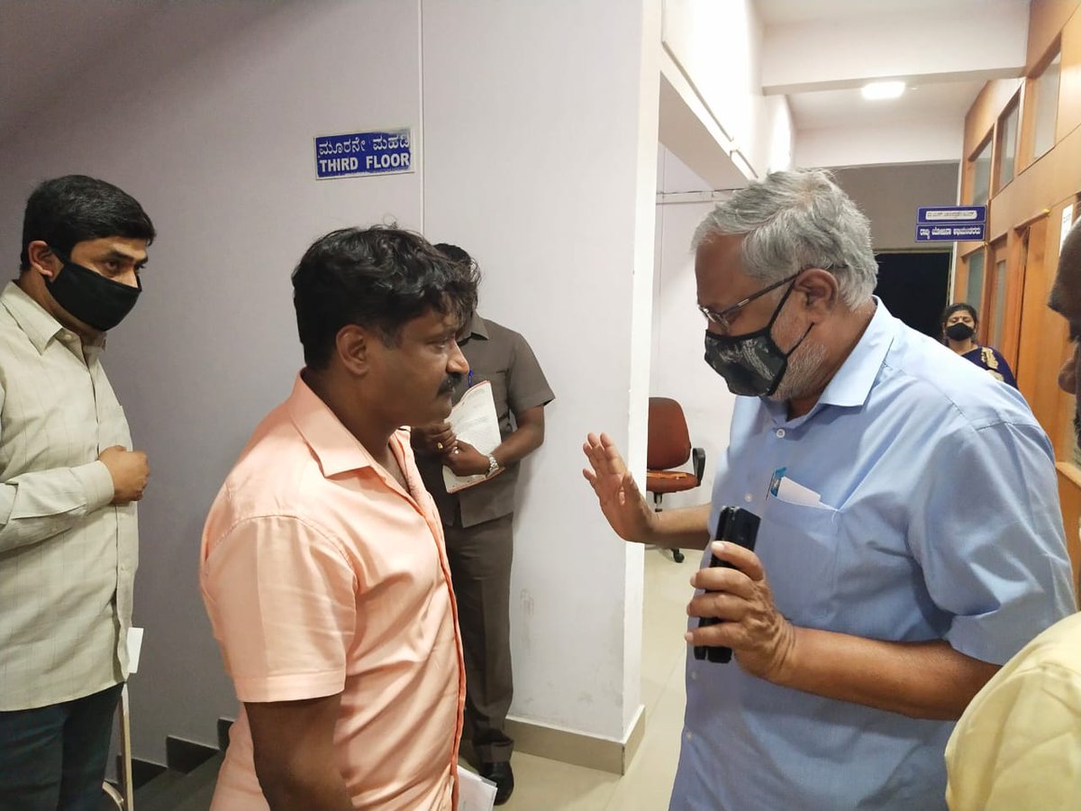 RIYAZSKJEMSCB's tweet photo. https://t.co/5FxdEGetku
@prajavani @Vijaykarnataka @KannadaPrabha @kprabhanews @udayavani_web @bellaryvartha @KarnatakaVarthe @timesofindia @DeccanHerald @DeccanChronicle @BangaloreTimes1 @BangaloreMirror @VVani4U @OneindiaKannada https://t.co/N0sJJg8fW7