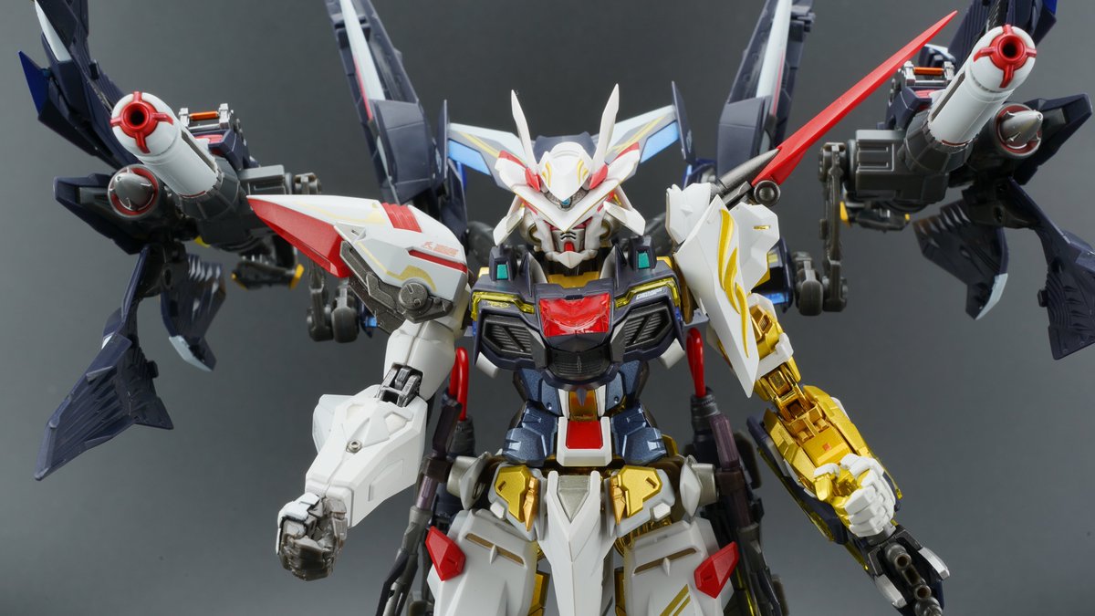 KaizerChannel's tweet photo. Since a lot of request for Lighting Striker on Amatsu Hana, here it is.
#kaizerchannel #metalbuild #strikegundam #lightningstriker #perfectstrike #gundamseed #カイザーチャンネル #メタルビルド #ストライクガンダム #ライトニングストライカー #パーフェクトストライク #ガンダムシード https://t.co/ZZCGcMSoMC