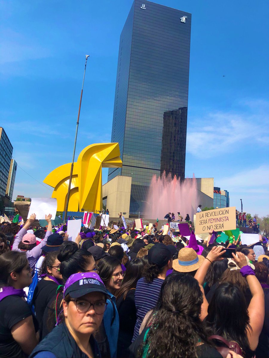 lauraeorbe's tweet photo. Muchas no saldremos a las calles hoy pero que no se les olvide cuántas somos.
Nunca tendrán la comodidad de nuestro silencio otra vez. 
💜💜💜💜💜💜💜💜💜
#8M2021 #NiUnaMenos https://t.co/QbdeJfCpdI