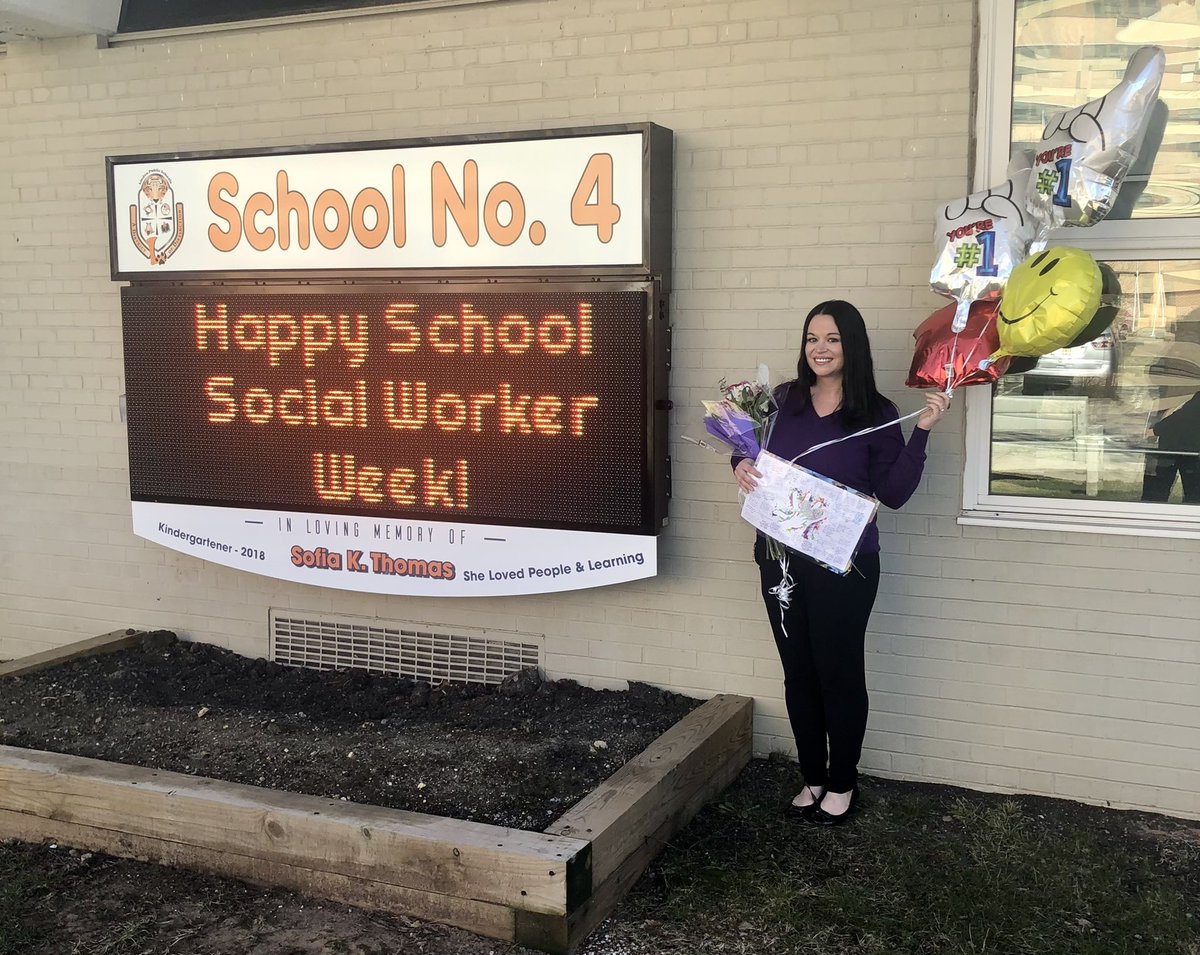 LINDENnjES4 tweet media