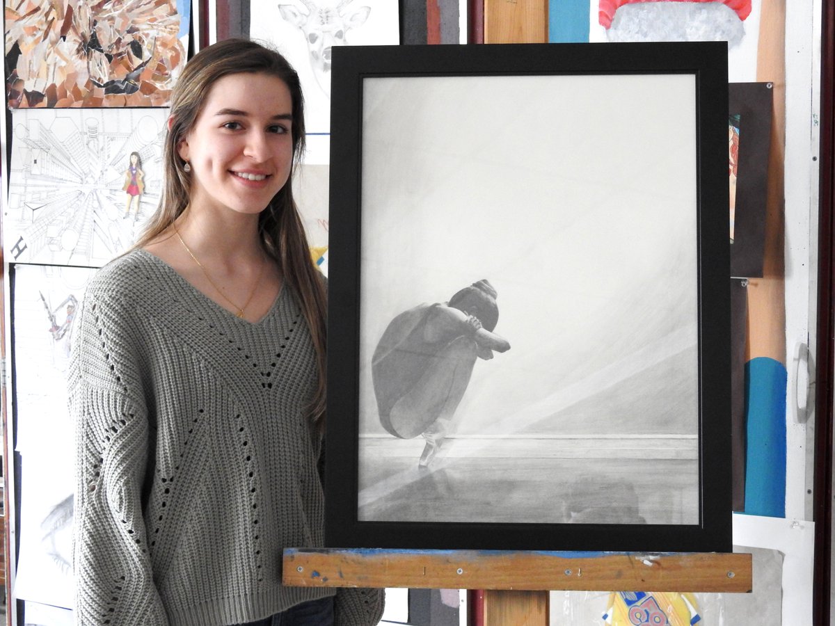 CommackSchools's tweet photo. Commack High School students won three Awards of Excellence — the most of any school — in the 13th Annual Suffolk County High School Arts Competition, which was sponsored by @SUNYSFLK Congrats Lexi, Luke &amp; Victoria!
#CommackHighSchool #MackArt #CommackSchools @rraeihle https://t.co/n7HGxlEVzt