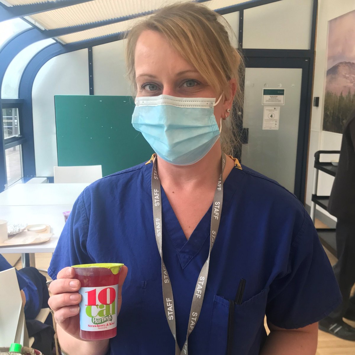AlxHospital's tweet photo. Today we had a lovely treat from @TheWorkPerk and @10CalJelly.
#Team10cal #SayYESToPudding #SayYESto10Cal #TheWorkPerk https://t.co/8Ej4Jgkv1g