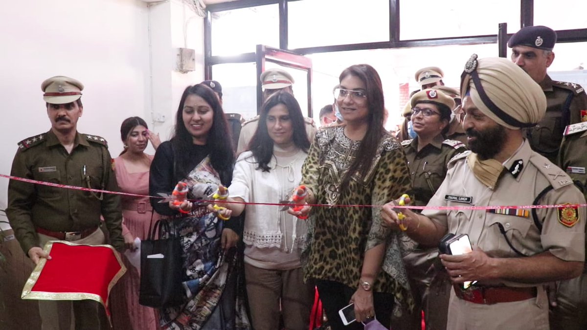 On International Women’s Day, Inauguration of Sanitary Napkin Dispenser was held at PS RK Puram by worthy JtCP/NDR Sh. Jaspal Singh, IPS
#InternationalWomensDay
<a href="/ReenaDhaka/">reena tomar</a> <a href="/CharuParashar/">Charu Parashar</a> <a href="/bhardwaj_priyal/">PRIYAL BHARDWAJ</a> 
<a href="/LtGovDelhi/">LG Delhi</a> <a href="/CPDelhi/">CP Delhi #DilKiPolice</a> <a href="/DelhiPolice/">Delhi Police</a>