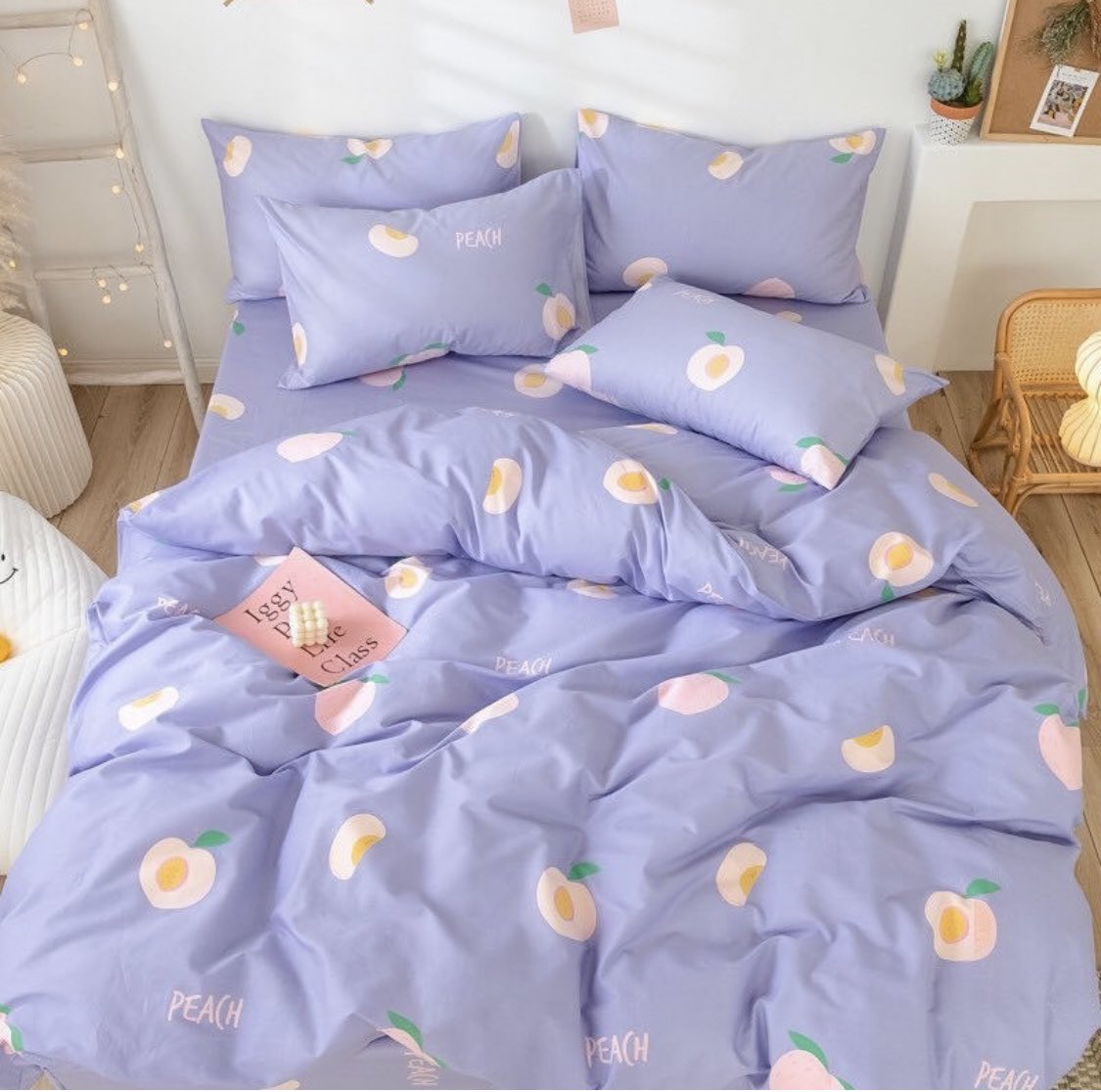 🪞💜🍑 peach peach ☺︎︎
สินค้าพร้อมส่งนะค่าคิวท์มาก ใครชอบโทนม่วงๆต้องมีแล้วน้า 
แจกฟรี1 รางวัลสำหรับท่านที่ RT ประกาศผล 12K

มีทุกขนาดนะคะ 3.5 , 5 และ 6ฟุต (ได้6ชิ้น ประกอบด้วยปลอกหมอน2 ปลอกหมอนข้าง2 ผัาปู1 ผ้านวม1) / 490-. ส่งฟรีขนส่งเอกชน