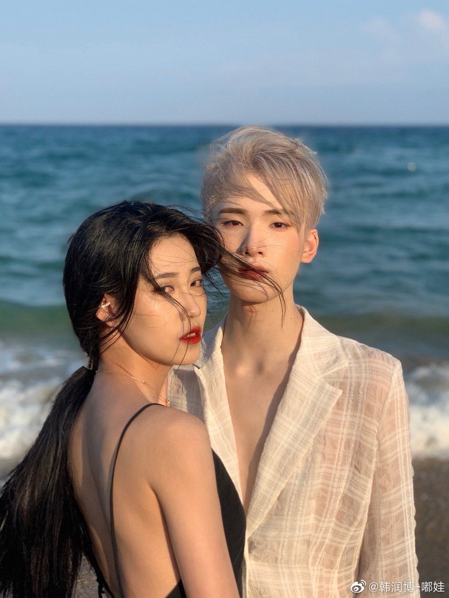 IamNotArchive's tweet photo. This girl I think also appeared in the YuanYuan video, I think she's friends with both 🥰
She's is so beautiful. ✨🧚♀️
#零度cp #林晨 #韩润博 #零度 #linchen #hanrunbo #lindu #linhan #dudu https://t.co/1uugcoeJDL