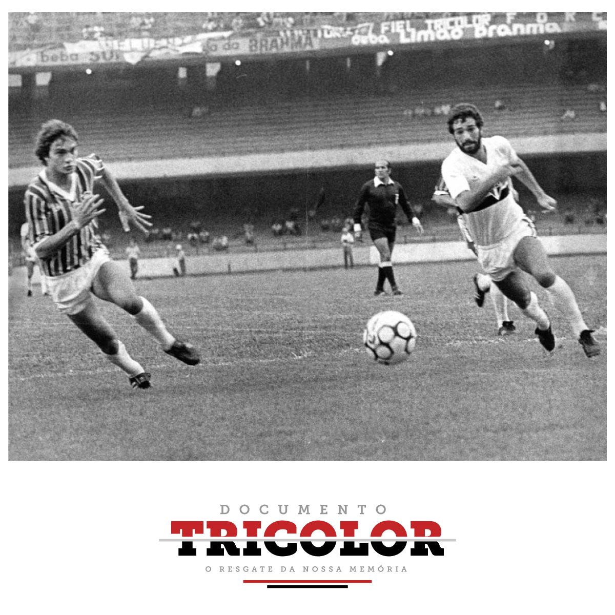 documentotrico1's tweet photo. Hoje é aniversário de um gigante tricolor: o endiabrado Zé Sérgio.
Na foto, Zé Sérgio (num dos raros registros em que está de barba), encara Branco, em começo de carreira pelo Fluminense.
Que foto, meus senhores.
#registrotricolor #documentotricolor #spfc #saopaulofc #zesergio https://t.co/zucklM8AxQ