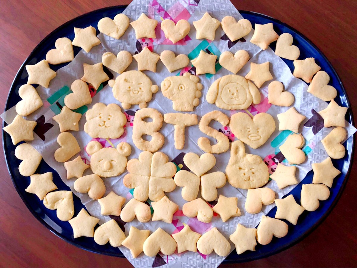 chiiiiina4's tweet photo. 娘(12)��💜
It was made by a
12-year-old daughter💜
12살 딸이 만들었습니다💜
#SHOOKY_BAKINGCHALLENGE
#MUSTASHU #SHOOKY #CRUNCHYSQUAD #BT21 https://t.co/D44tHZNrml