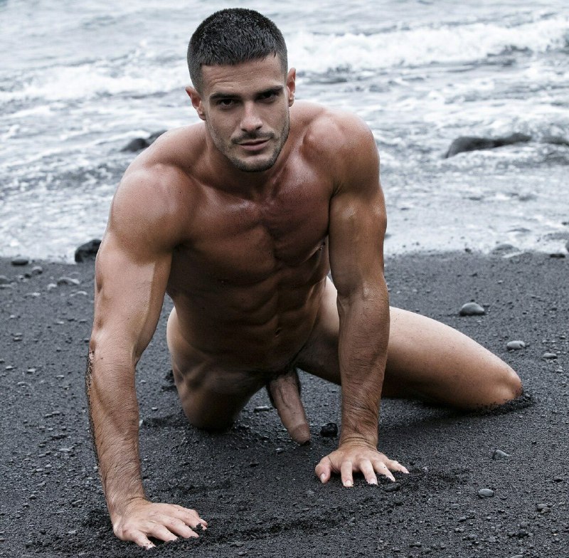Jorge Cobian - fitness model #JorgeCobian IG: https://instagram.com/georgec...