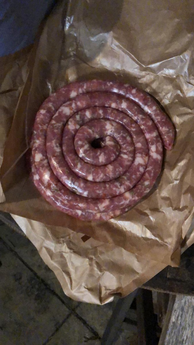 My Sicilian family would be well impressed with this faithful take on the Sicilian sausage by <a href="/ArtofmeatJon/">Jon West</a> we drank Flakey Bark Batch 2 from <a href="/RossCider/">Ross Cider</a> - went so well together