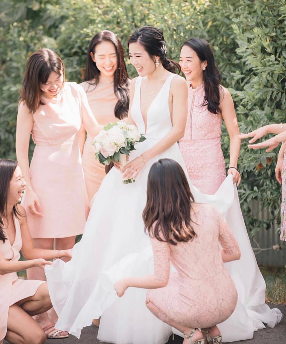 HAPPY INTERNATIONAL WOMENS DAY 💗 
Happy International Women’s day to all of our amazing Suzanne Neville brides, Mothers, Grandmothers, friends and team you are all beautiful, powerful, inspiring and strong. 

#Internationalwomensday