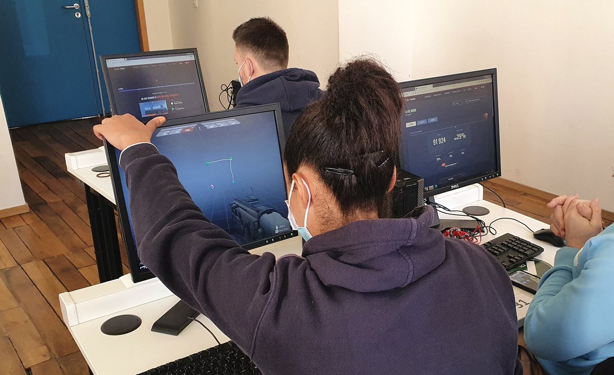 Nico Besombes 🦋 tweet media