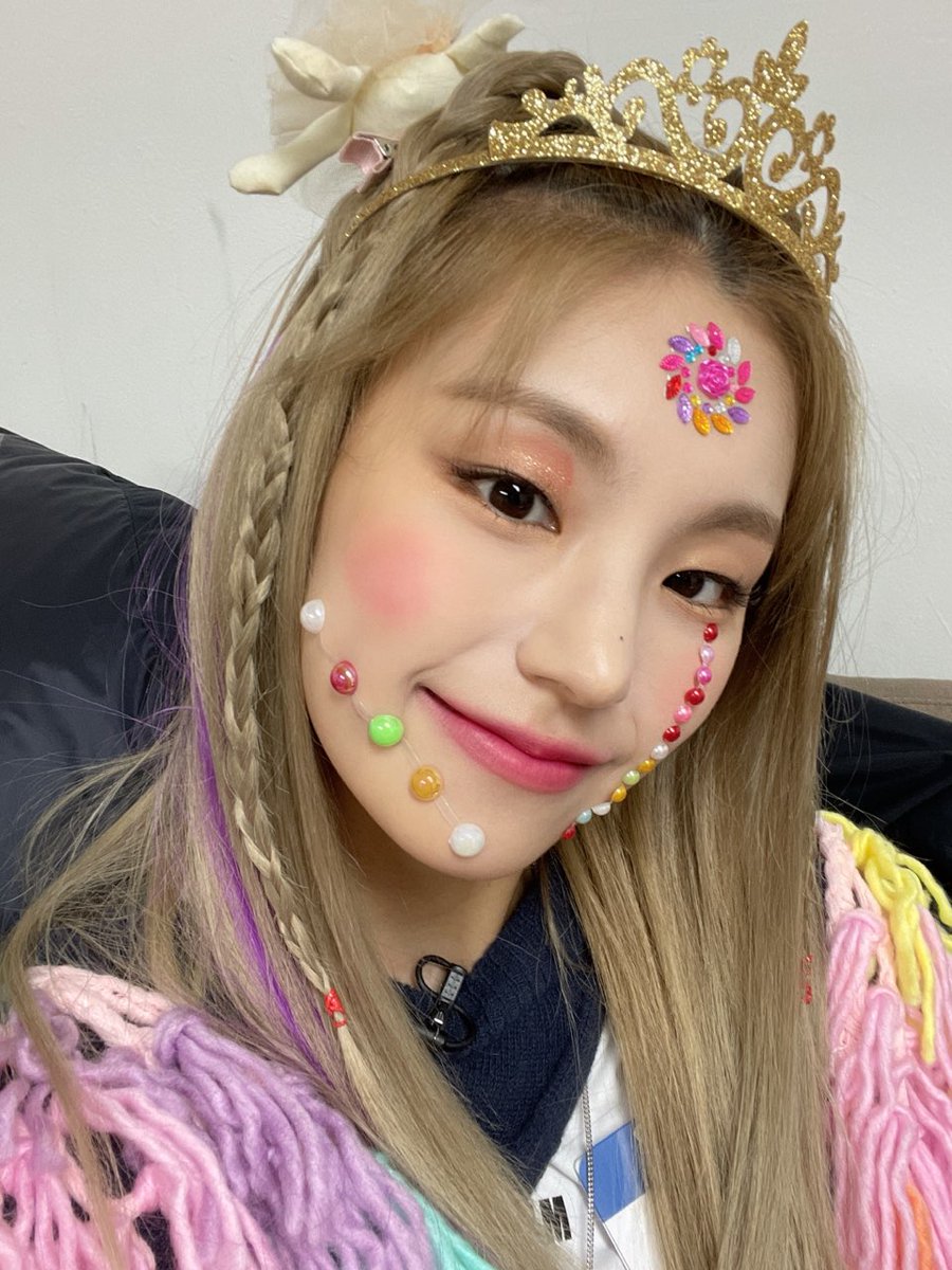 itsLangit_'s tweet photo. After she did mommy her next target was me 💙 serenity baby you did great. 😌 https://t.co/Qdebti1atO