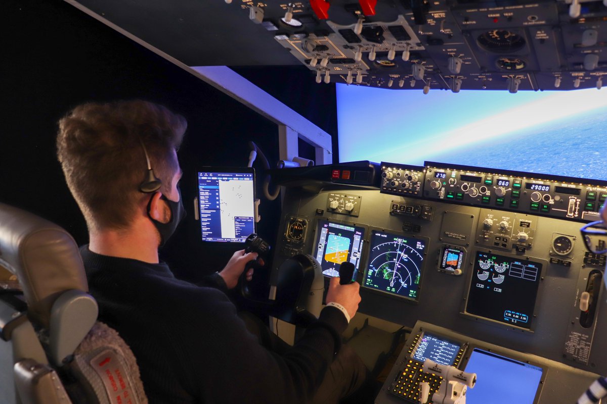 With our re-opening on the 12th April, have you booked your experience in our Boeing 737 Simulator yet? 

airlineexperience.co.uk

#airlineexperience #airline #pilot