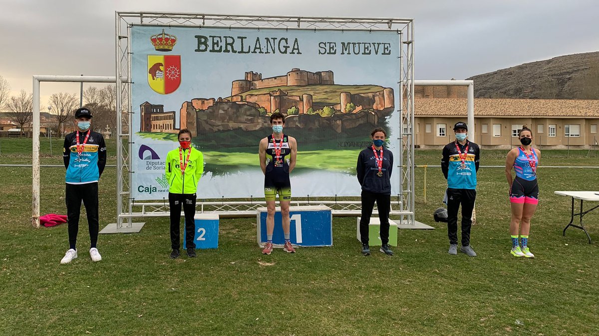 TriatlonMundo's tweet photo. Cambio de formato y cambio de estrategias. El formato de duatlón contrarreloj hace que el segmento de ciclismo sea más importante para el resultado final de la carrera

Este fin de semana hemos podido ver claramente que este nuevo formato de carrera  #be

https://t.co/EBH132rydV https://t.co/81uneT9cVA