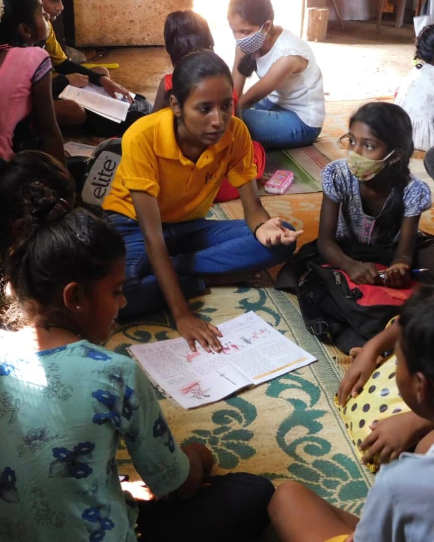 TeamRFIndia's tweet photo. Week 5: RFIndia's Weekend Teaching Program at SGNP.

#TeamRFIndia 
#eachoneteachone https://t.co/Z3UKdXAP6k