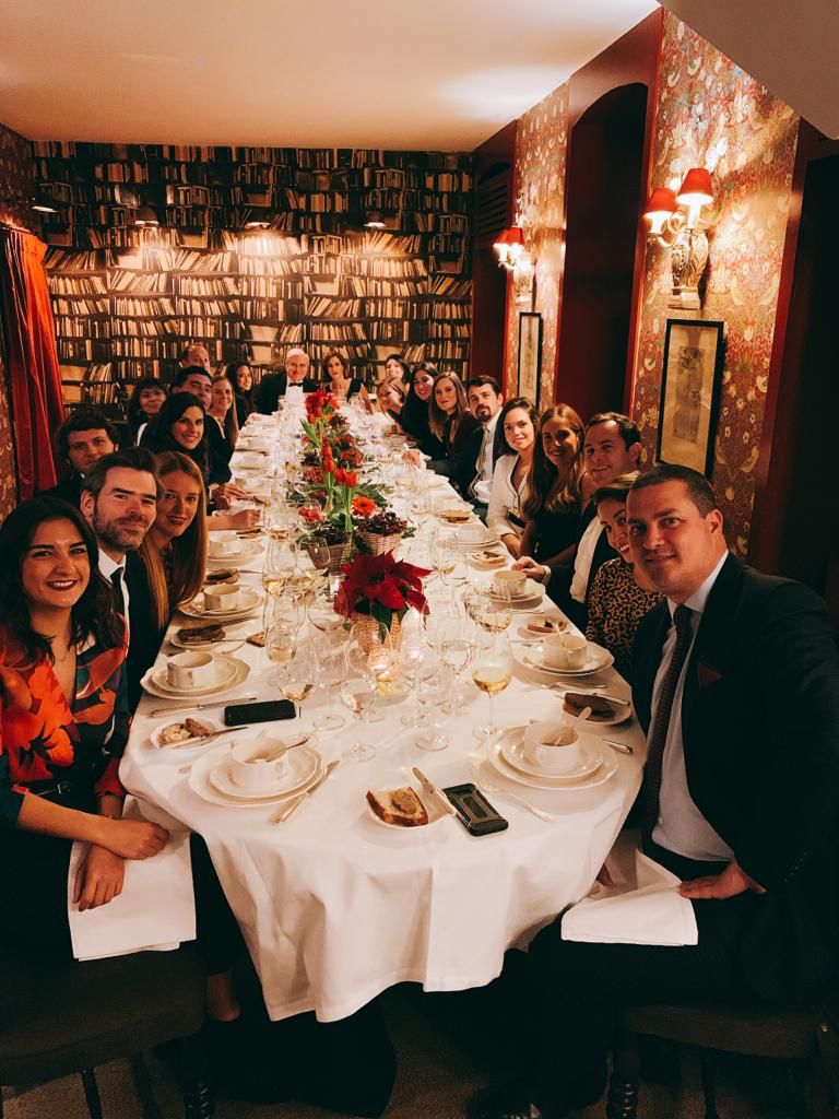 En Brandelicious apostamos por el talento femenino. Un equipo de mujeres apasionadas por la gastronomía que cada día suman fuerzas y depositan toda su pasión en cada proyecto. Gracias por formar parte de nuestra familia. #DiaInternacionalDeLaMujer