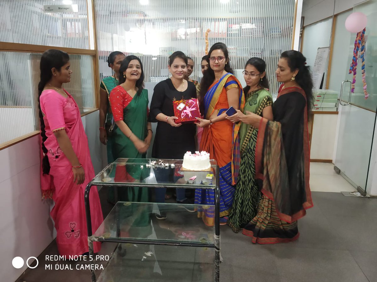 BhurawalaH's tweet photo. Women Day celebration at Bhurawala Hyundai Himmatnagar https://t.co/0Wv8J4sD3t