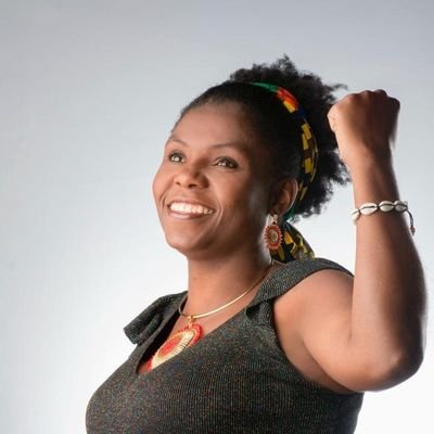 #lottomarzo
#donneperilclima

Francia Márquez, nata a Suárez (Cauca, Colombia) nel 1981.
Leader della mobilitazione delle donne nere per la tutela della vita e dei territori ancestrali.
Vincitrice del premio Goldman nel 2018.

Qui sotto la sua storia👀👇
facebook.com/50880458923018…