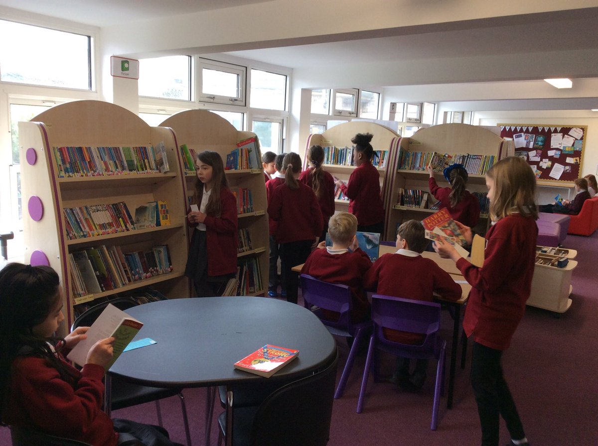 Our library is back open! Year 4 were enjoying their time in there this morning. #AJStweets #readingforpleasure 📚