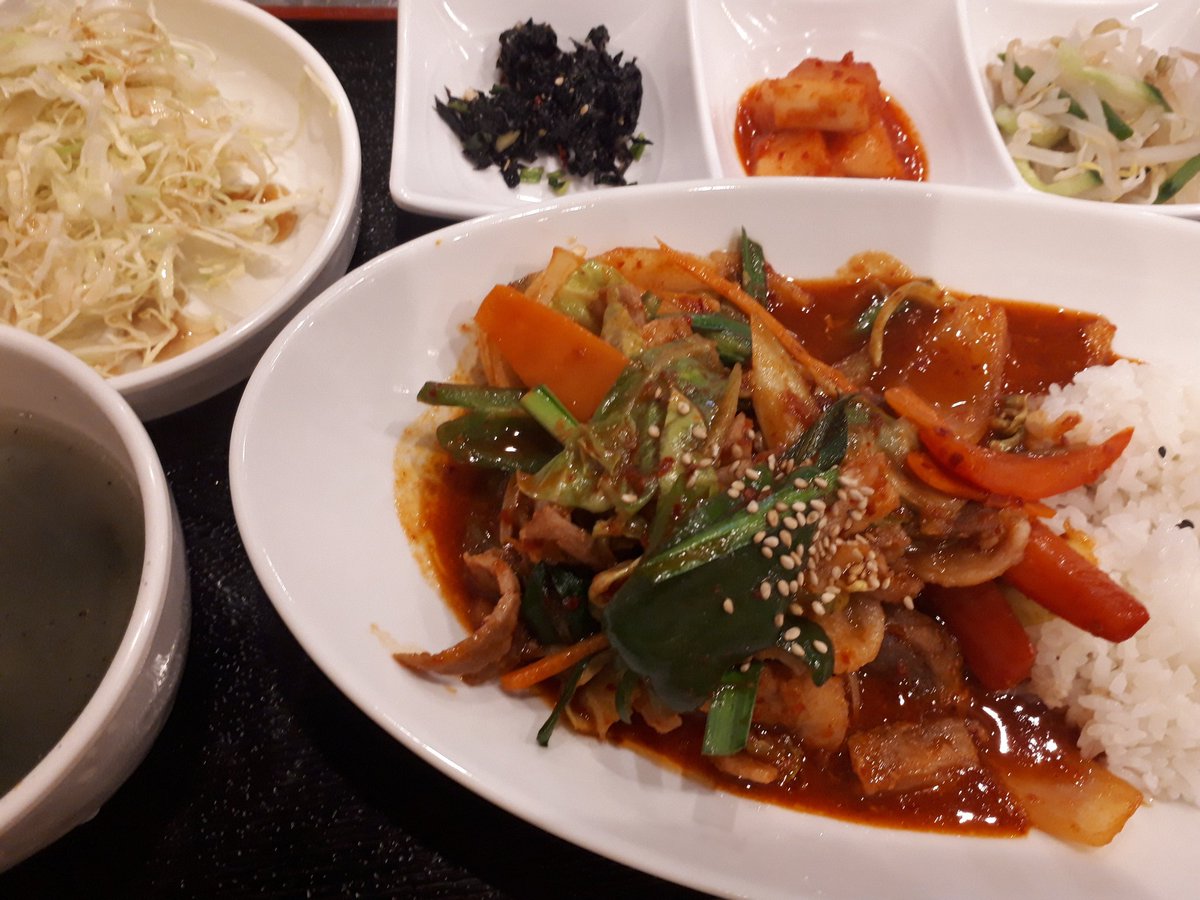 Masumi N 大船ランチ めっちゃいいお店見つけた 韓国料理 とんとん豚様 なんて読むんだろ 笑 味も最高だけど 雰囲気と店員のオバチャンがほんと最高だったなぁ 大船ランチ とんとん豚様 韓国料理 激辛大好き オバチャン最高 T Masumi N 大船ランチ めっちゃいいお店見つけた 韓国料理 とんとん豚様 なんて読むんだろ 笑 味も最高だけど 雰囲気と店員のオバチャンがほんと最高だったなぁ 大船ランチ とんとん豚様 韓国料理 激辛大好き オバチャン最高 T