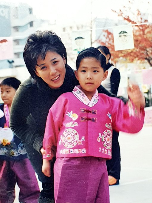 Ev9UEU7UYAQgFzl?format=jpg&name=small