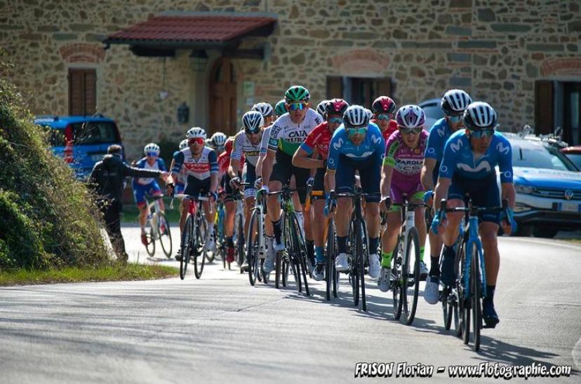 Fre_Gonzalez's tweet photo. Extraordinaria la actuación del venezolano 🇻🇪 @aular_orluis  en la disputa del GP Industria Artigianato🇮🇹. El corredor del @CajaRural_RGA se desprendió del pelotón de favoritos apenas a 10 kilómetros de la meta, y finalmente logró entrar en el puesto 30 de la clasificación👏. https://t.co/sVF92gEuYP