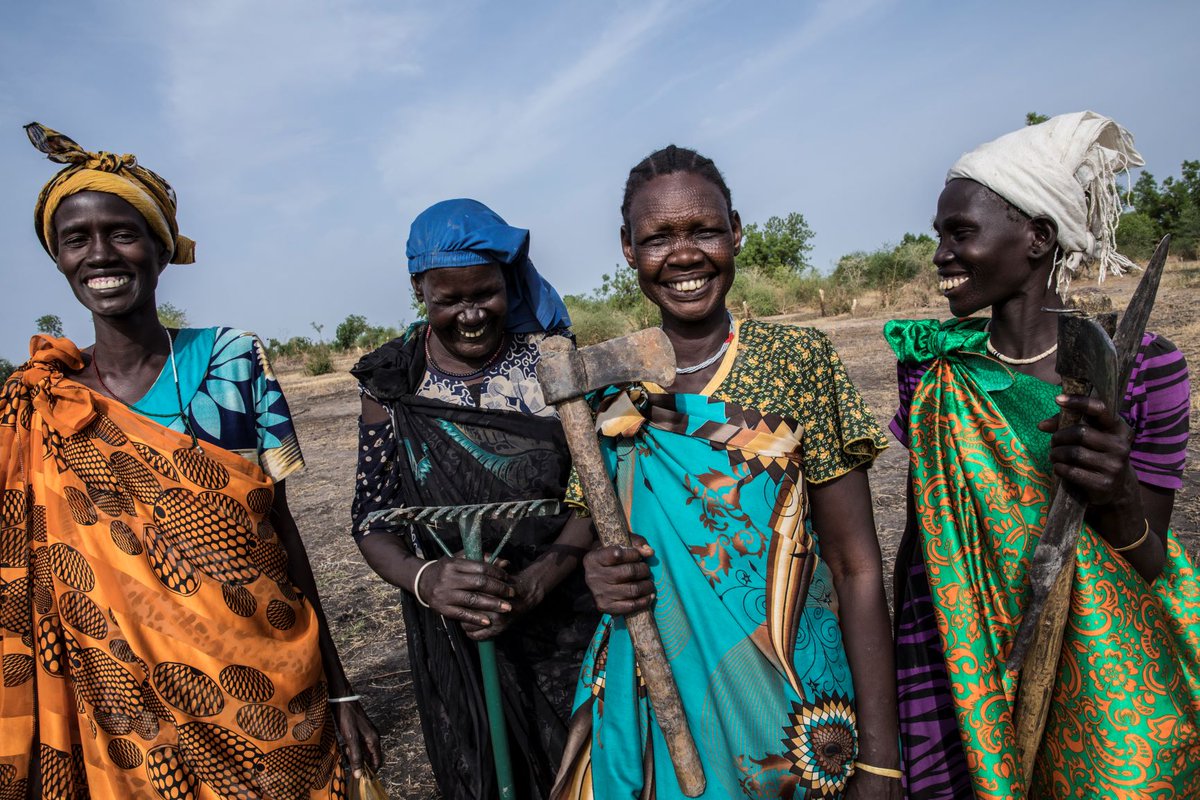 WFP_SouthSudan's tweet photo. #FACT: Women produce between 60% and 80% of the food in most developing countries.🌏🌱🥬

#IWD2021 #GenerationEquality #EmpowerWomen https://t.co/KYMDLIoEm7