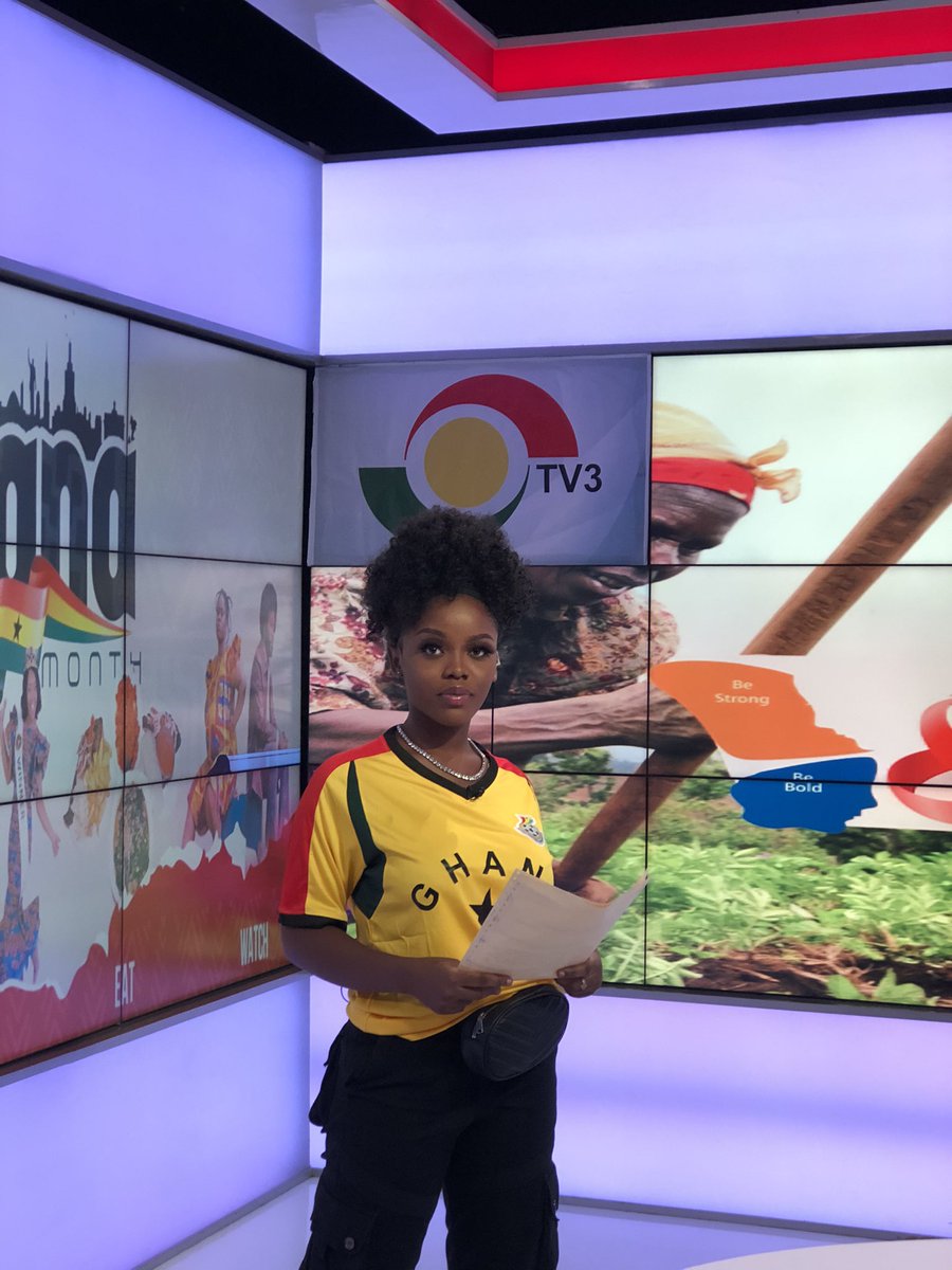 Gyakie_'s tweet photo. Tune in to TV3 Ghana now to watch me, your favorite newscaster tell the news as it should be told 😂 https://t.co/ZfLhBfcg7G
