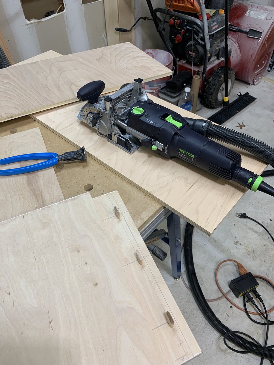 anthony_scolaro's tweet photo. Proper layout combined with the @FestoolUSA domino, produces perfect results. #joinery #domino #woodworking https://t.co/DYklL15dqI