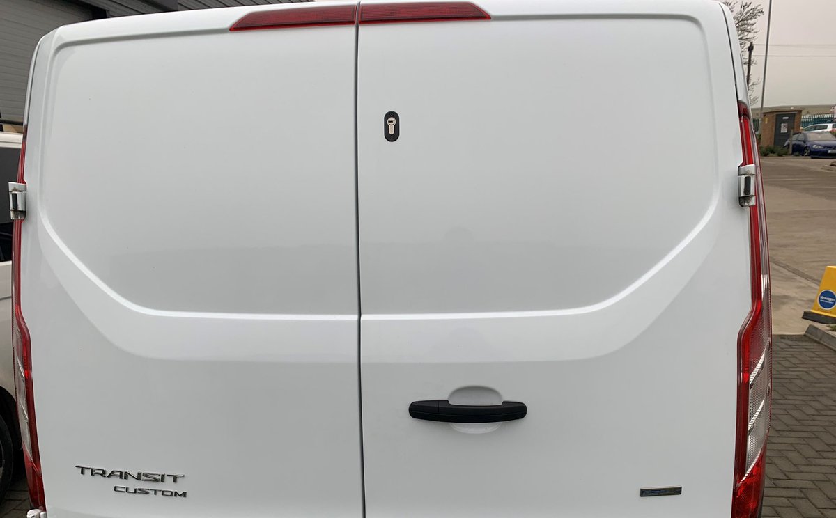 vanwagenuk's tweet image. 🔒 Ford Custom Security 

🔹Installed to sliding door &amp;amp; rear door L4V hook dead locks in high position including driver's door Replock.

#vansecurity #fordhooklocks #hooklocks #vansecuritylocks #deadlocks #vandeadlocks #vanlockspeterborough #vanwagenlimited #protectyourvan #l4v