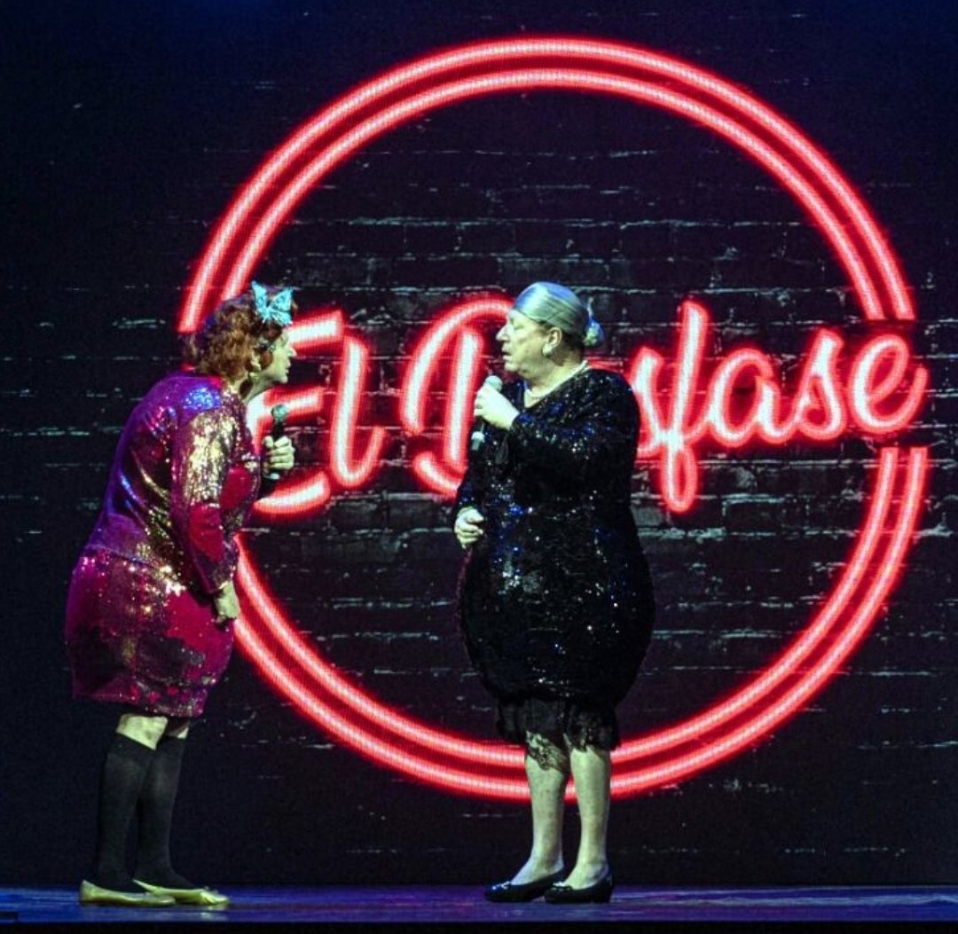 marcarmen45's tweet photo. ¡¡ PRORROGADO !!
 
¡¡ Hasta el 11 Abril !!

"EL DESFASE" de @LosMorancos
Nuevo Teatro Alcalá #MADRID
NO OS LO PODÉIS PERDER!!
Recomendable 100 x 100

https://t.co/DMYYqnkV8V https://t.co/Ua44YqtXTN https://t.co/Egvcvp1r9L