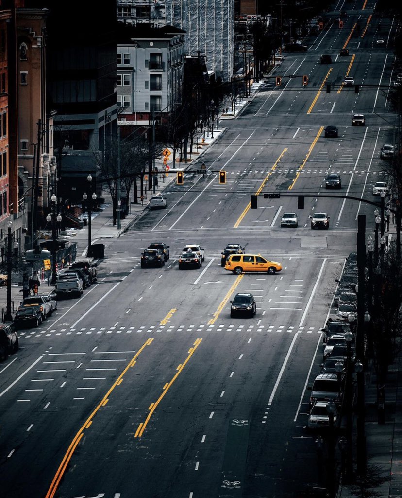 slcmade's tweet photo. “This is your Monday morning reminder that you can handle whatever this week throws at you.” ☀️

📸 @itsmesaul https://t.co/EEIoHqyu5M