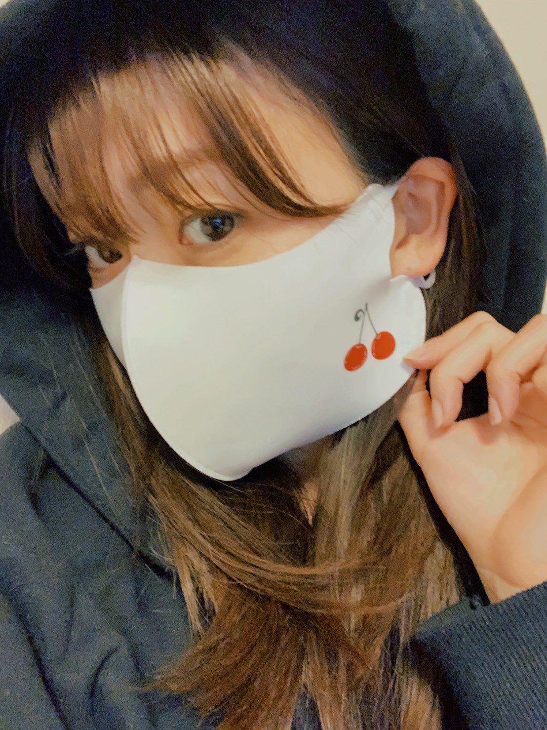 大島優子　2020年カレンダー　コンプ限定生写真 616bkeXSNoL._UF350,350_QL50_.jpg