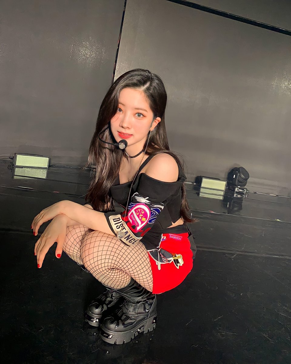 Toolkit04's tweet photo. 🍫❤️ #DAHYUN https://t.co/IwtiouvsM2