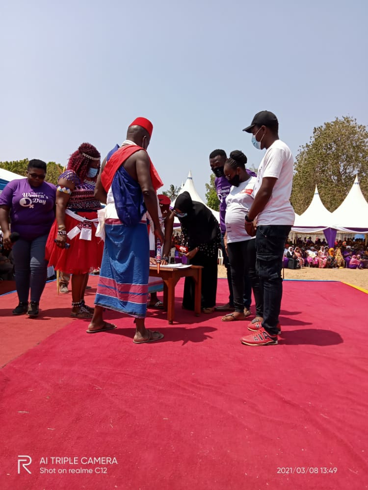 RODGERS_MASAFU's tweet photo. The memorandum seeks to improve health care service, SOCIO-ECONOMIC empowerment and Creation and equipping of youth friendly centers across the county..

#ChooseToChallenge
#KilifiCountyIWD
@DSWKenya 
@KenyaNiMimi🇰🇪
@GenderKilifi
@kilifi_youth
@003CountyGender
@governorkingi https://t.co/B47CmDFXkb
