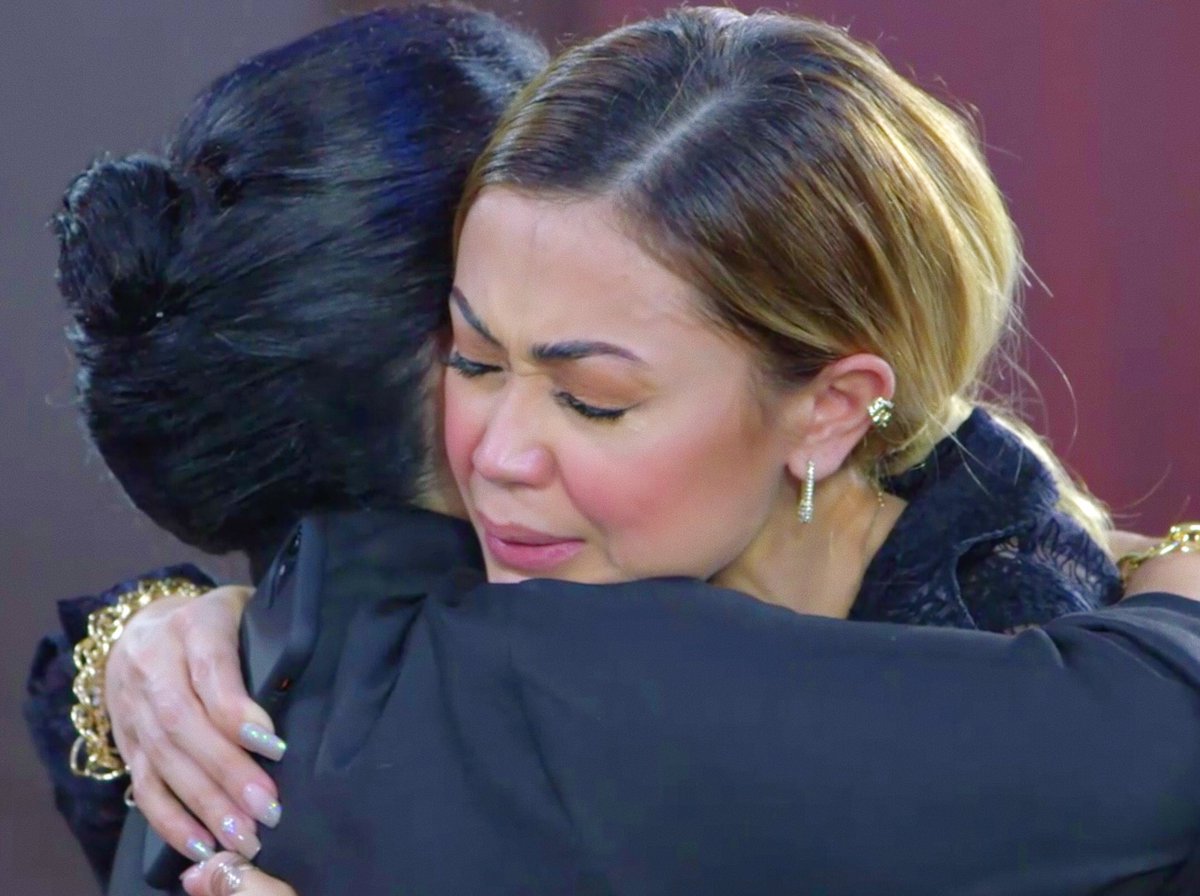 jdchrsssm's tweet photo. A mother's comfort is the best. 🥺❤️ 

Pakiusap ni Marissa
#ASIAAchase https://t.co/vn1vr5udQW