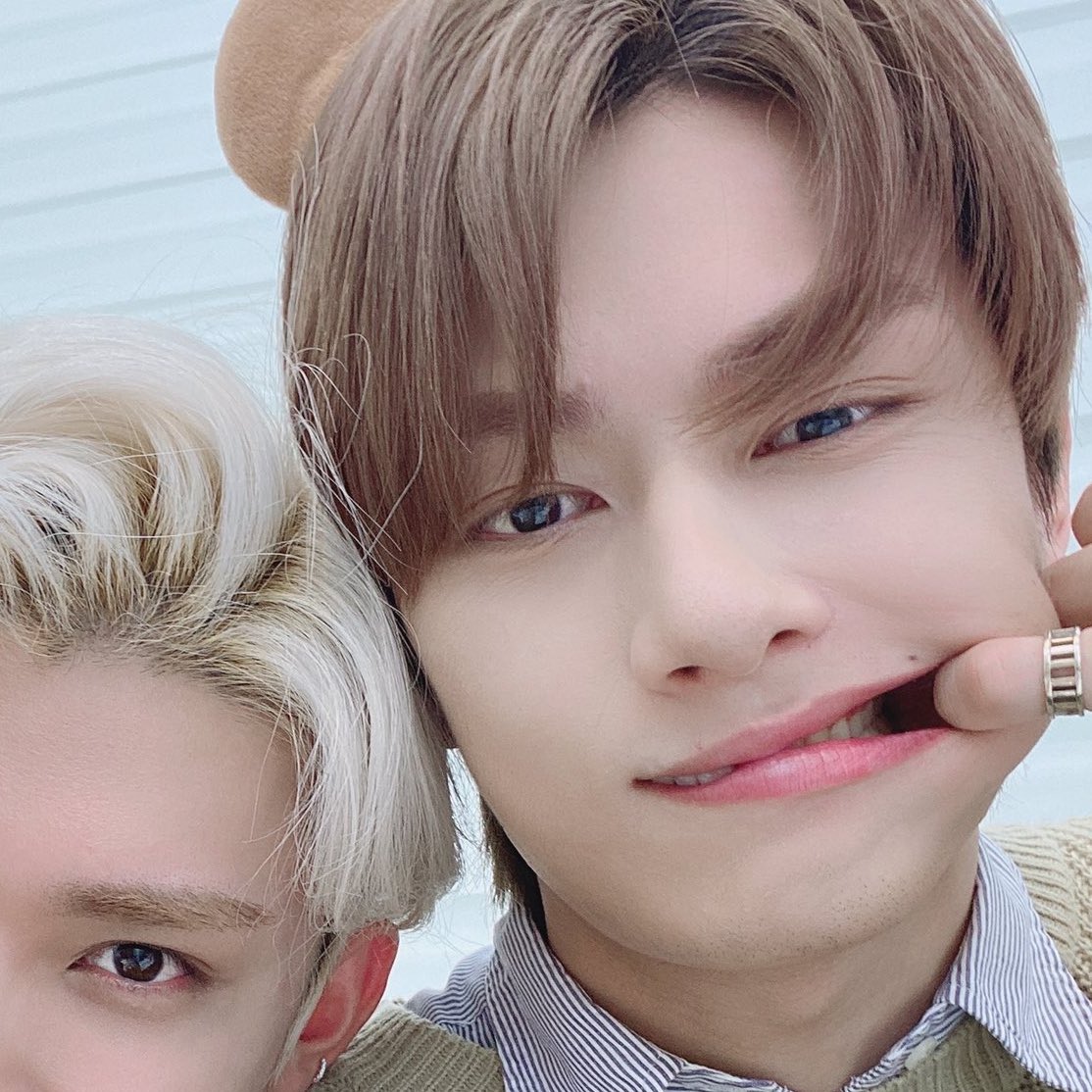 loveminguu's tweet photo. it’s a jun thing ☺️👈🏻 https://t.co/TDi56UsXVy