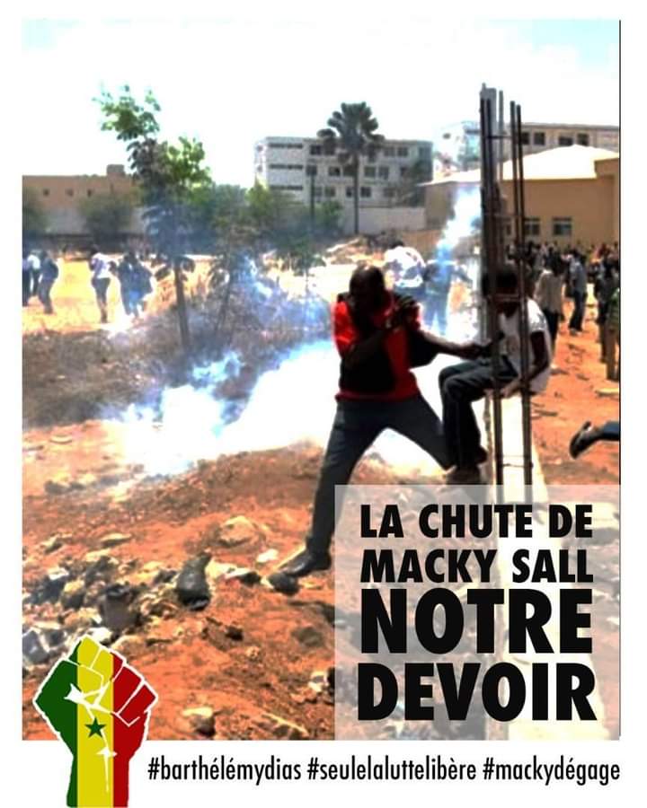 BarthelemyDias1's tweet photo. MARCHONS vers "L'ESSENTIEL"...
NOS MARTYRS NE SONT PAS MORTS POUR RIEENNNN....
#FreeSenegal 
#kebetu 
#senegal
#marchons_vers_l_essentiel https://t.co/dgLKpElXNY