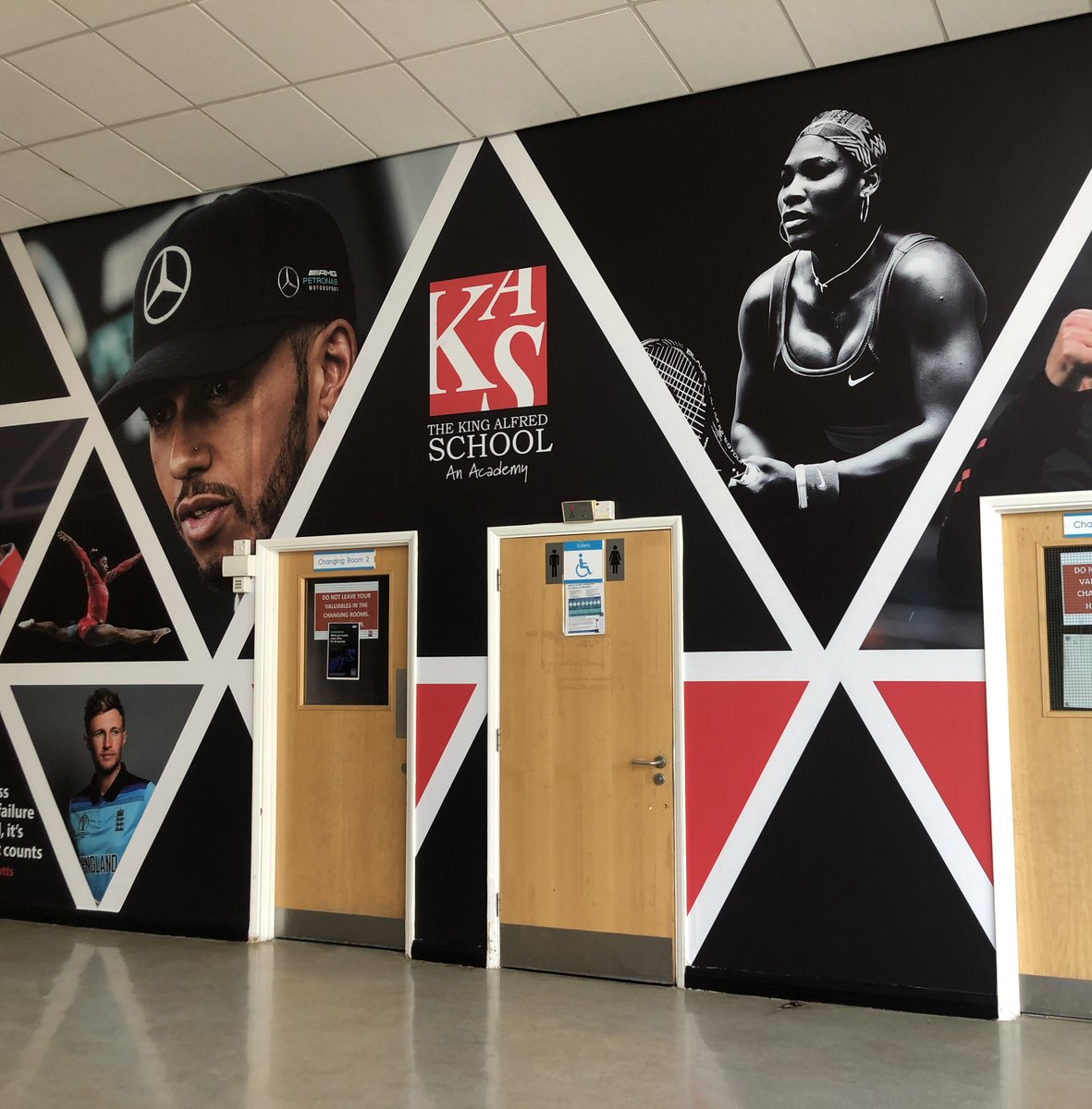 NjenkinsRAS's tweet image. Amazing new feature wall in our PE department.