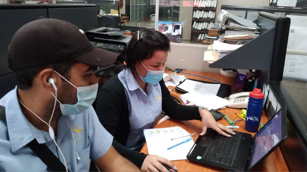 InversionesCass's tweet image. Mujer es igual a: amor, paz, hija, madre, misterio, valentía, cuerpo, alma, inspiración,  belleza,  locura, fuerza , fragilidad, sueños,  compañera.

Hoy #DiaInternacionalDeLaMujer las felicitamos a nuestra mujer venezolana, que trabajan por construir un mejor país #8Marzo