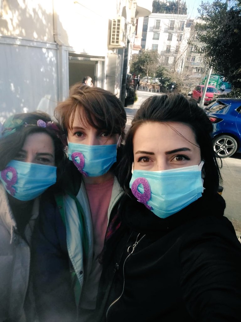 kkarabalik's tweet photo. #8MarttaTaksimdeyiz 
#NerdesinAşkım https://t.co/9Q4pqfMTMd