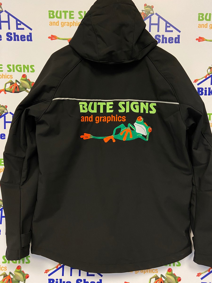 Lovely start to the week when you come into work to find the boss has got you a new jacket and put all the logos on it over the weekend. Cheers boss!! If your looking for workwear drop us a message. #teambikeshed #teambutesigns #supportlocal #open7daysforyou #isleofbute