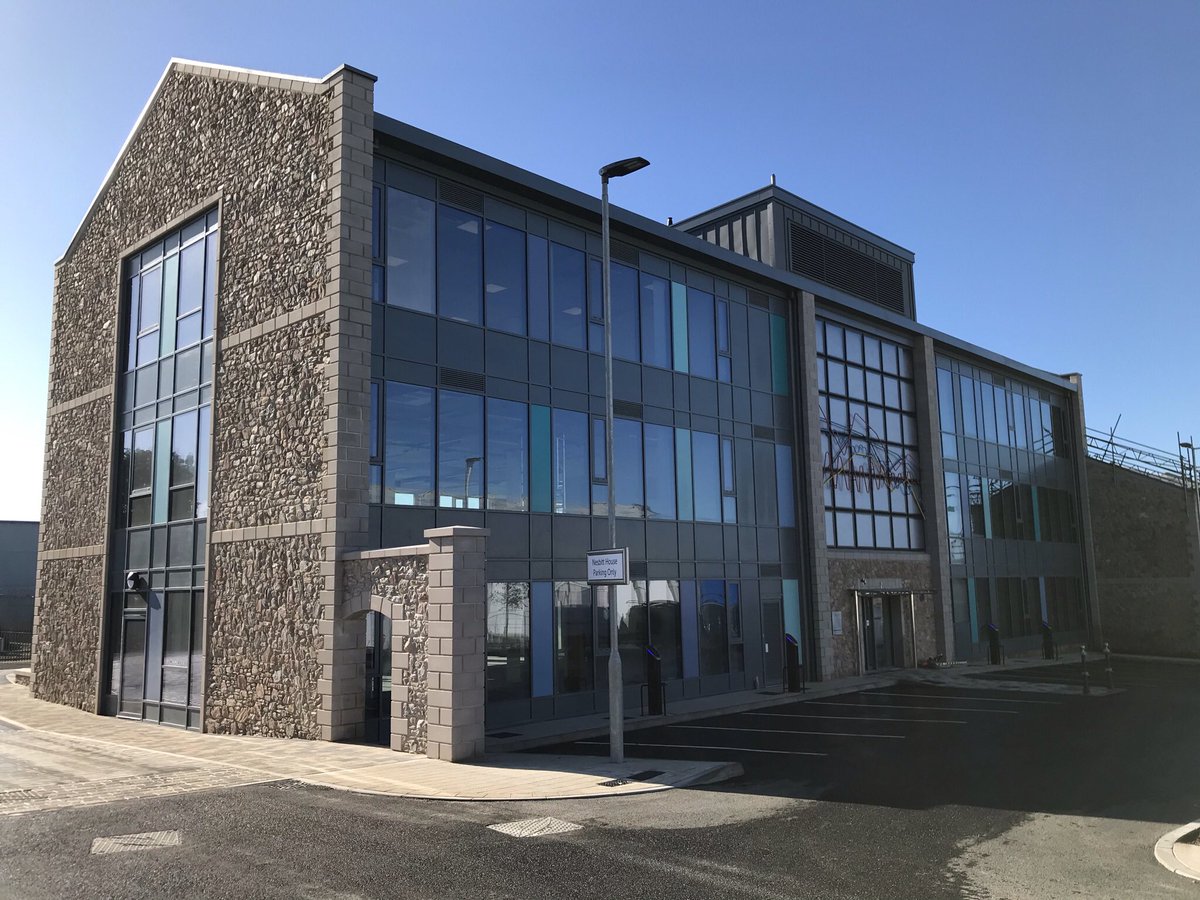 JLL_TimWestern's tweet photo. First virtual unveiling ceremony attended. Phase 2 @Oceansgate_ officially opened. Great to part of the team as joint marketing agents. Congrats to @plymouthcc and @kiergroup #specdevelopment #marinecluster #discoverycourt #nesbitthouse @InvestPlymouth @JLLUK https://t.co/wCwrdlnGGm