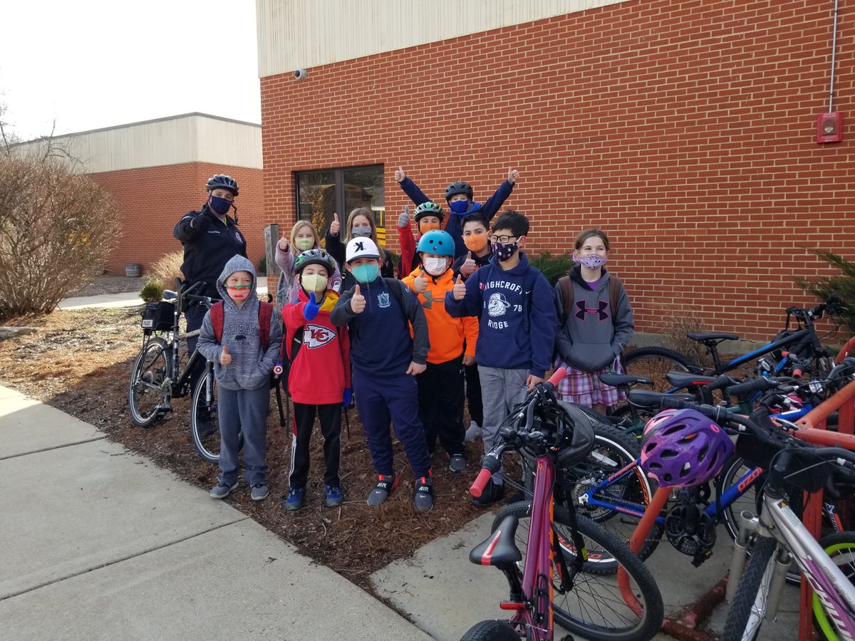 This past Friday morning started with Officer Chris riding his bike to school with a couple of students to Highcroft Ridge Elementary, but ended with what can be best described as a 15 bike caravan of awesomeness – Destination: Education.  Go Redhawks!  <a href="/HighcroftRidge/">Highcroft Ridge Elem</a>