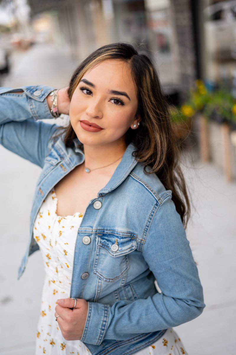 infinitephototx's tweet photo. Took Sunday off from posting but it’s MONDAY! Back to our daily dose of Infinite Photography Spokesmodels! 

Meet Jaci! 

She is a 2022 senior spokesmodel! She attends Santa Gertrudis Academy High School 

Happy Monday everyone!! https://t.co/Wc1LKrxJ6a