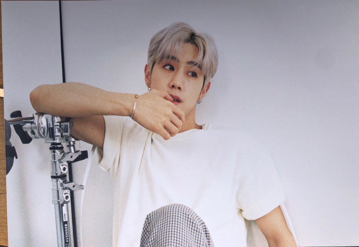 mark pics tweet media