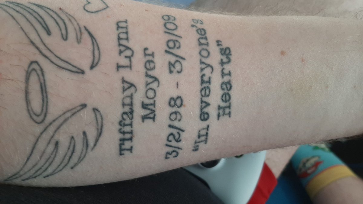 AndrewM32604530's tweet photo. I can't belive tomorrow's been 13 years with u sis I still miss and love you everytime I look at my tat of you I always pray and talk to u ill see you soon https://t.co/hcmqWCR5kV
