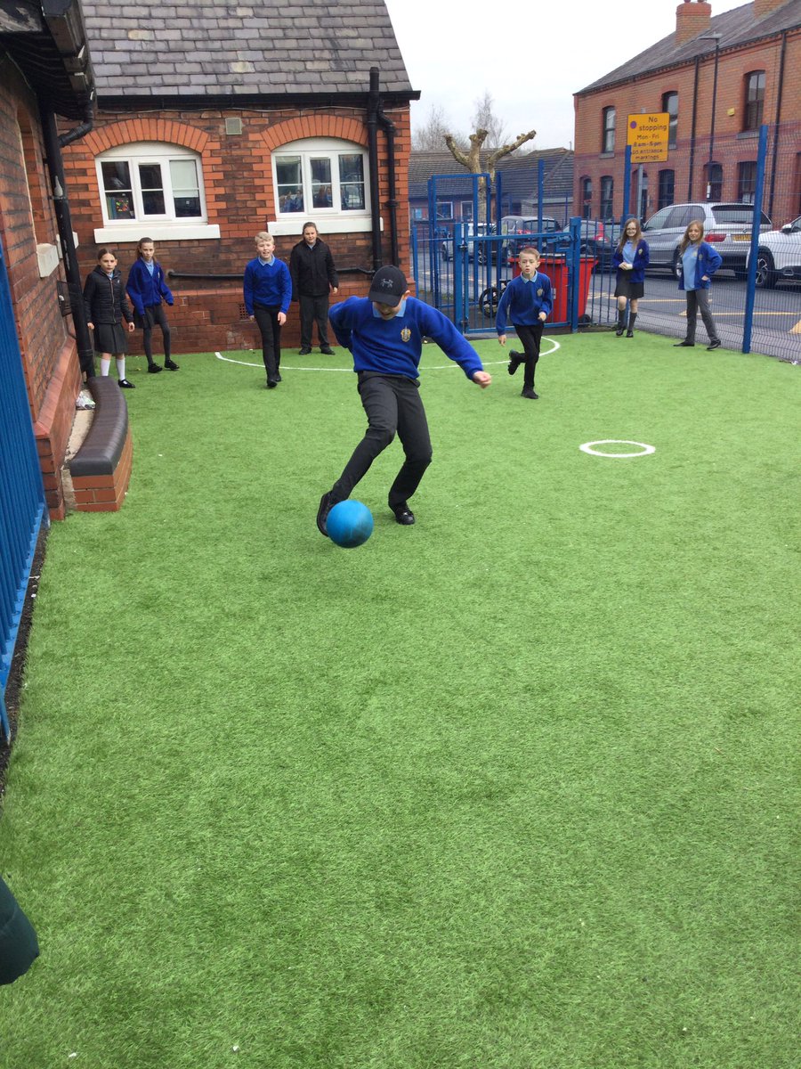 Class13LST's tweet photo. What a fantastic start we have had! We introduced our new piece of writing by playing a class football tournament. We are going to be writing a non-chronological report on football. #stpswriting https://t.co/qFMkjrU1SL